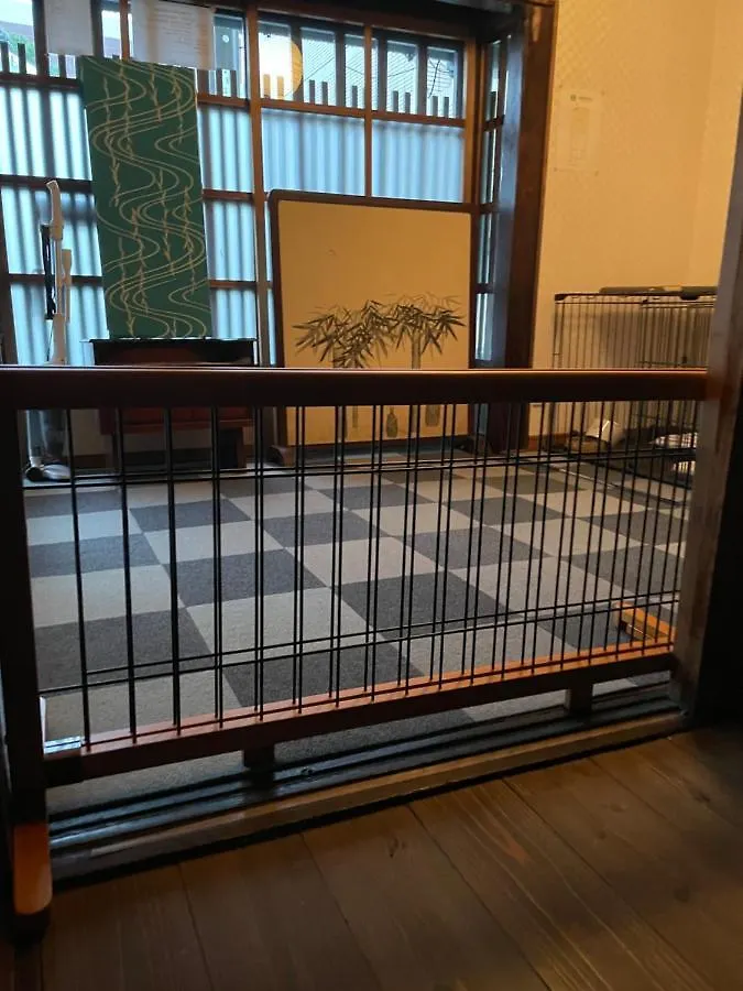 Prázdninový dům Nishioji Kado 西大路 角 わんちゃんと泊まれるお宿 Kjóto Japonsko