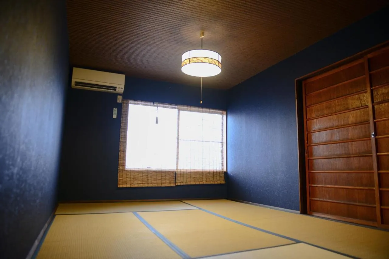 Nishioji Kado 西大路 角 わんちゃんと泊まれるお宿 Kjóto 0*,  Japonsko